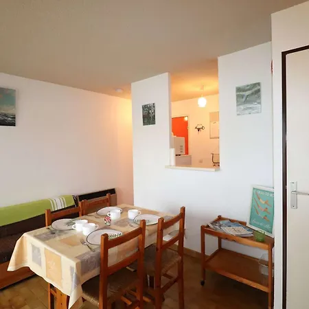 아파트 2 Pieces Avec Terrasse, Parking Prive, Proche Et Commerces - Fr-1-307-57 *
