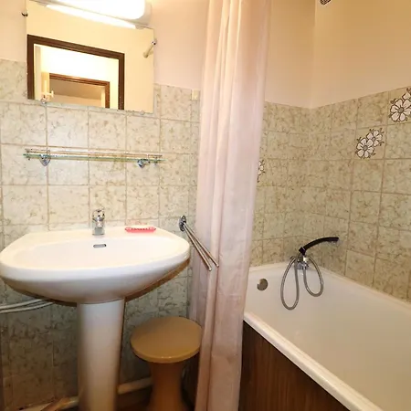 Apartman 2 Pieces Avec Terrasse, Parking Prive, Proche Et Commerces - Fr-1-307-57 Le Grau-du-Roi